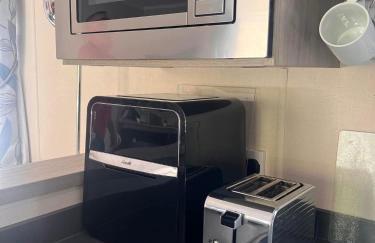 Jasmine Corner - entertainment passes included - message for longer stays - Foto 6