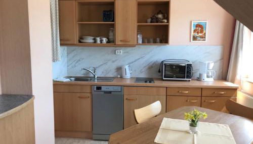 Large Detached Holiday Home in Hesse With Private Garden and Terrace - Foto 4