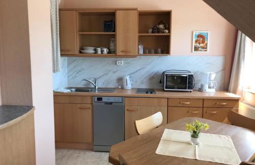 Large Detached Holiday Home in Hesse With Private Garden and Terrace - Foto 4