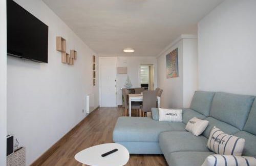 Apartament gran amb vistes al mar, piscina i pàrquing - Foto 3