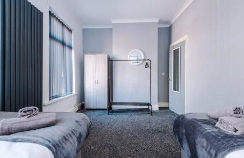 Modern & Cozy 3BR House - Sleeps 8 - Foto 15