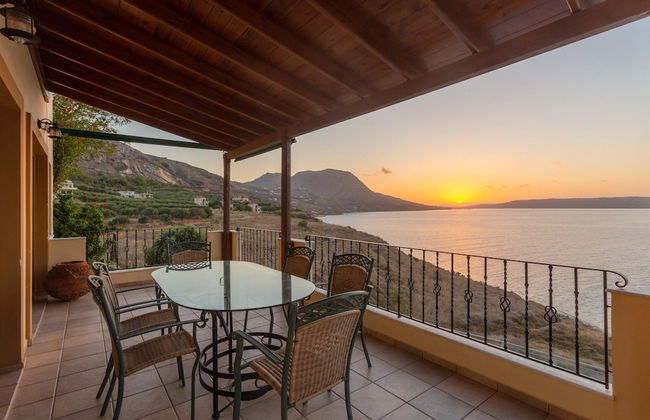 Souda Bay View Large Private Pool Walk to Beach Sea Views A C Wifi - 2119 - Foto 58