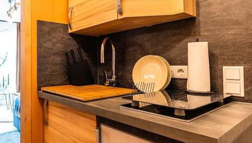 Black Mirror inkl WLAN, Parkplatz - Foto 4