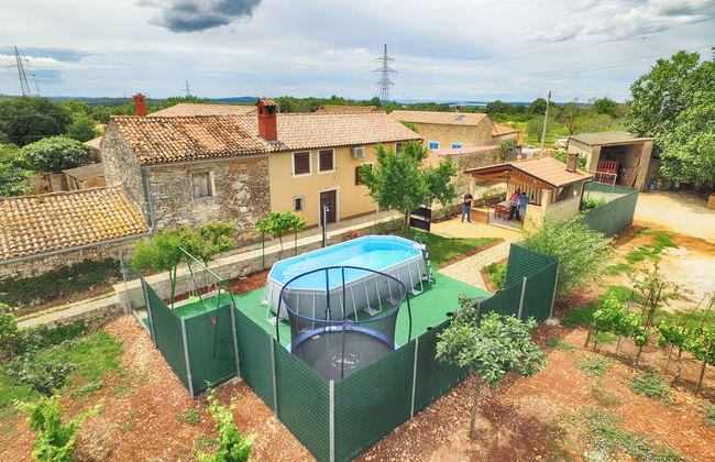 House 1735 - Photo 47