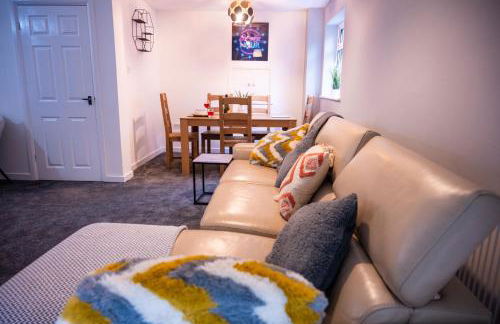 Conyngham Villa, Luxury Detached House, 6 Beds, 4BR,Large garden, Parking - Sleeps 8 - Foto 59