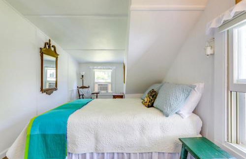 Lakefront Cottage with Covered Porch and Dock! - Foto 22