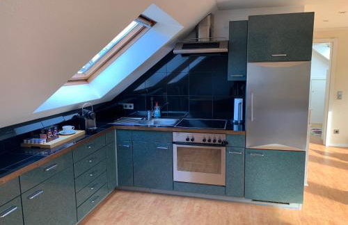 Gemütliches Studio in ruhiger Lage mit Klimaanlage, Netflix und Parkplatz - Photo 4