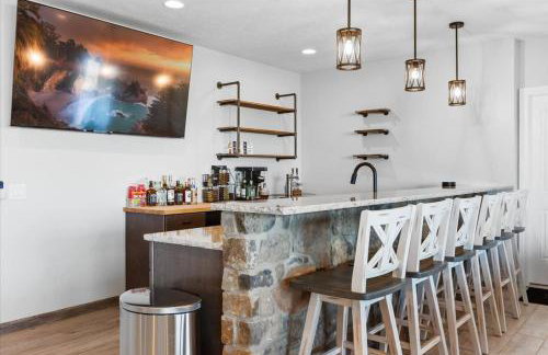 Lakefront Mansion!Close to SAC&Mahoney State Park! - Foto 63