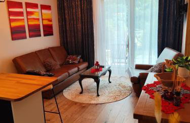 Somewhere Between Apartments - Foto 1