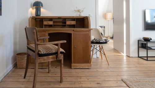 FeelsLikeHome - Schöne&zentral angebundene Altbauwohnung mit Parkplatz - Foto 3