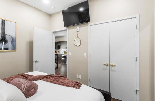 King Bed,Pet Friendly,Steps To Broadway,Park Free - Foto 9