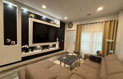 The Luxury Suite - 1BR with Gym & Office - Foto 46