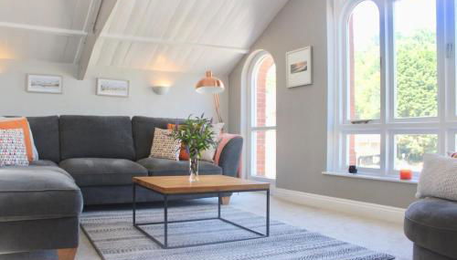 St Monica's - Foto 3