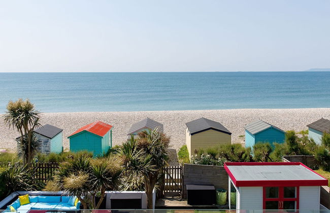 Vibrant Seafront Home With Seasonal Pool - Foto 1