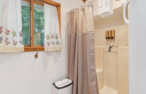 Serene Yellville Retreat with Hot Tub on 85 Acres - Foto 16