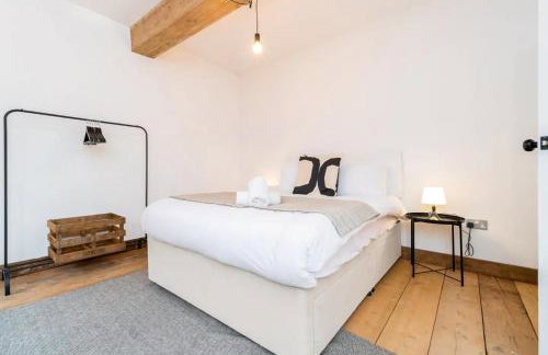 Stylish Apartment - Near City Centre - Smart TV- WIFI - Netfix - Parking - 2NT - Foto 4