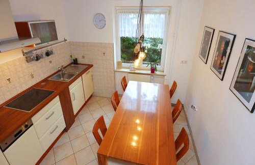 Cozy Apartment in Schwenningen With Garden - Foto 6