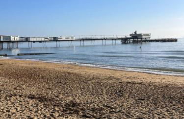 The Beach Retreat - Photo 48