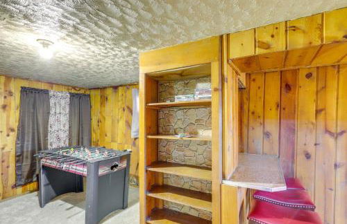 Cozy Helper Home with Fenced Yard, Pets Welcome - Foto 16