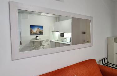 Plaza Mostenses en Plaza España - Foto 9