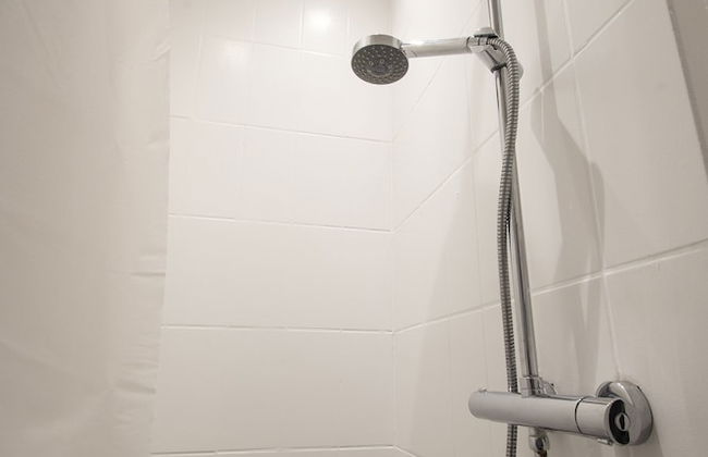 Exclusive 2 Bedroom Apartment - Photo 27