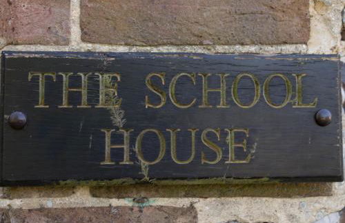 The Old School House - Photo 4