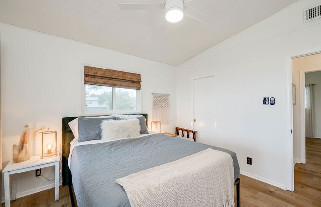 4 3 two King Beds Perfect Sunset Lake Views Pickleball Fire pit Lvl2 EV POA Pool - Foto 60