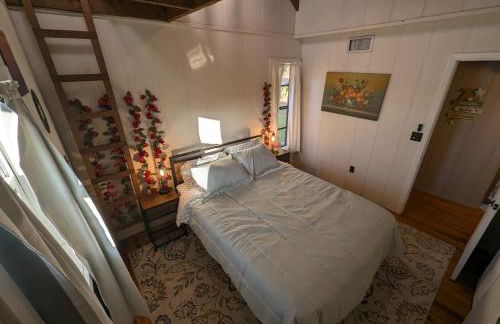 cozy lakeside retreat - Photo 17