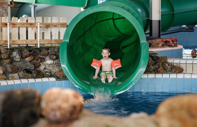Restyled Bungalow with Dishwasher near Nature Reserve - Photo 13