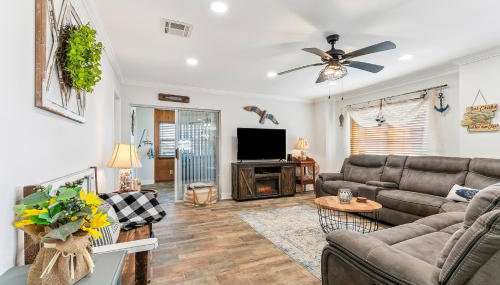 Port Sulphur Retreat with 2 Balconies and Arcade - Foto 3