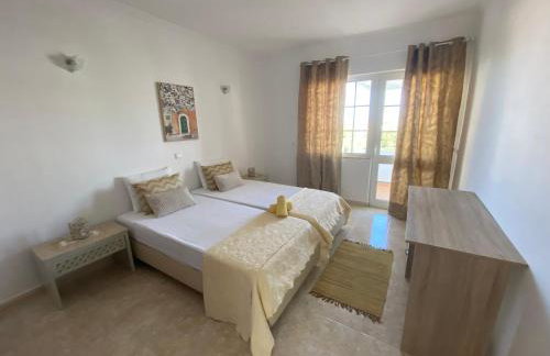 Moradia Olival- BBQ, 2 Quartos, Quintal - Foto 28