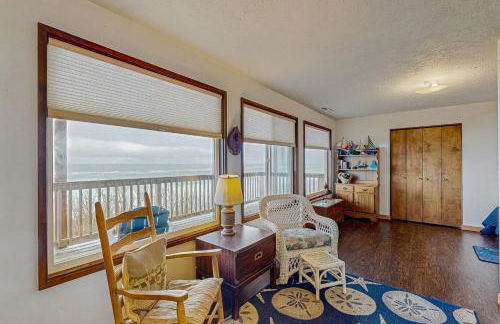 At The Seaside - Foto 10