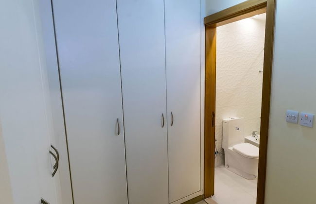 Marina Crown Tower - Photo 17