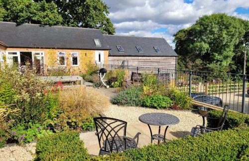 Bay Tree Cottage Accommodation - Photo 13