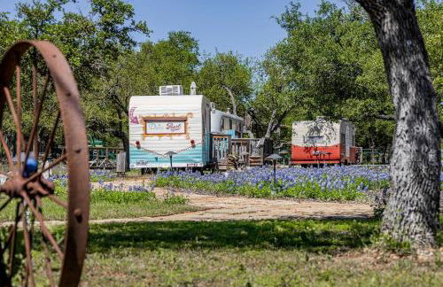 Charming Luxurious Airstream Beautifully Design with Indoor Bath in Texas - Foto 38