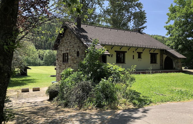 Ardennes Villa With Riverside Garden and Views - Photo 36