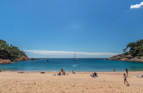 III Ático frente al mar en Tamariu - Foto 35