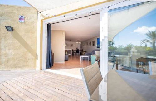 Casa Mar Blava con piscina comunitaria junto Barcelona Centro - Foto 8