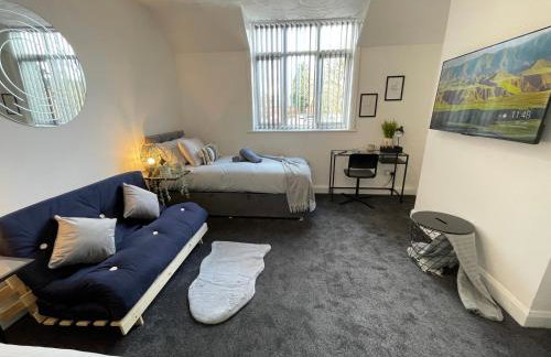 Casa Lobo's Beautiful Suites Apartment 1 free offroad parking - Foto 25