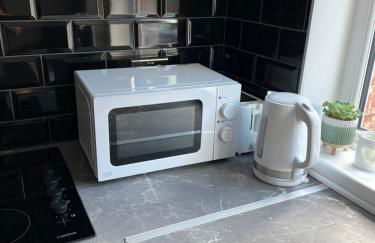 Alexandra Apartment -Secured Parking -2 Bedrooms - Photo 16