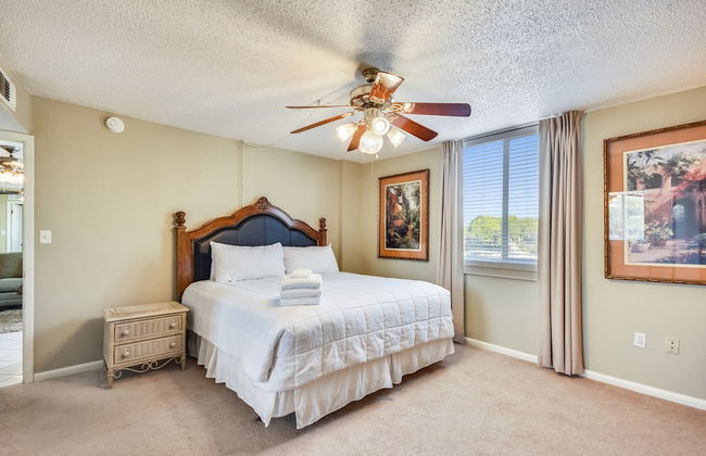 Dolphin Point 303c 2 Bedroom Condo by RedAwning - Foto 6