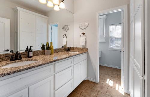 Luxury Lakefront Getaway - Foto 20