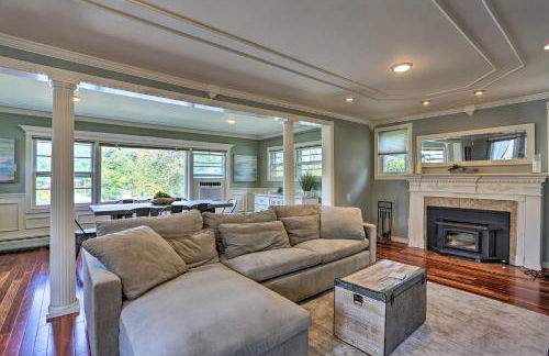 Lake Hopatcong Family Home with Boat Slip and Dock - Foto 5