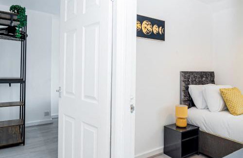 Private immaculate contractor and leisure stay with large driveway - Foto 26