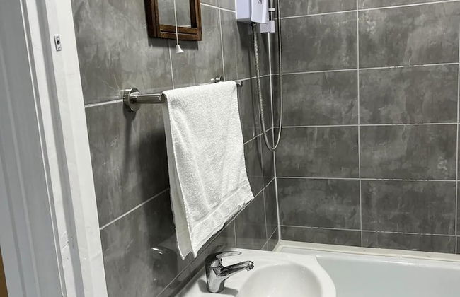 Inviting 2-bed Apartment in Ilford - Foto 16