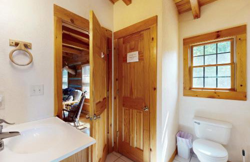 Hot Tub and River Views Doolittle Mountain Cabin - Foto 17