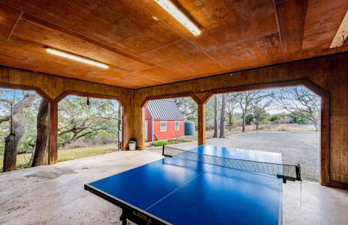 Hill country gem with private pool, deck, firepit, Ping-Pong, foosball, & WiFi - Photo 47