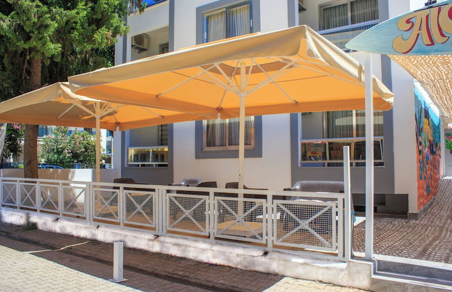 Aloha Suites Mediterranean - Photo 19