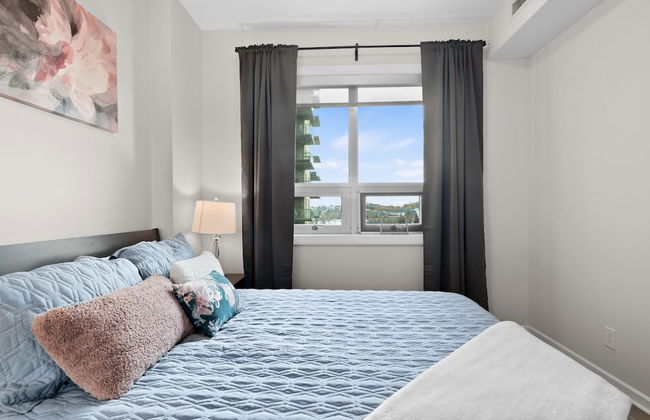 GLOBALSTAY. Gorgeous Downtown Condos. Free parking - Photo 32