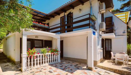 Beautiful Apartment In Mali Losinj - Foto 2